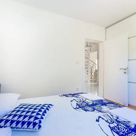 Апартаменты Aqua-juric *