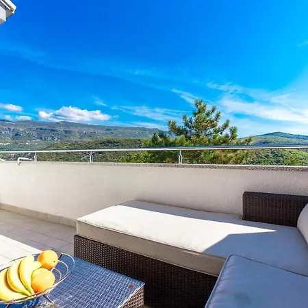 Aqua-juric Апартаменты